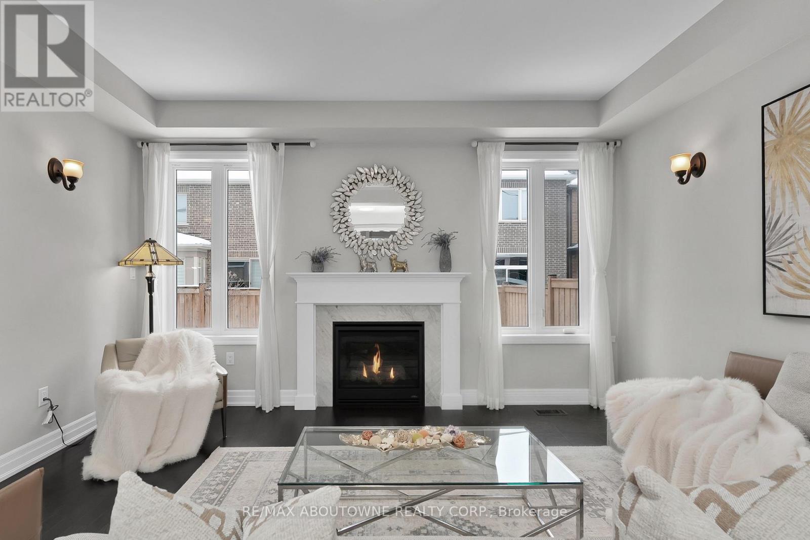 282 Bethpage Drive, Oakville, Ontario  L6M 5K9 - Photo 11 - W12801802