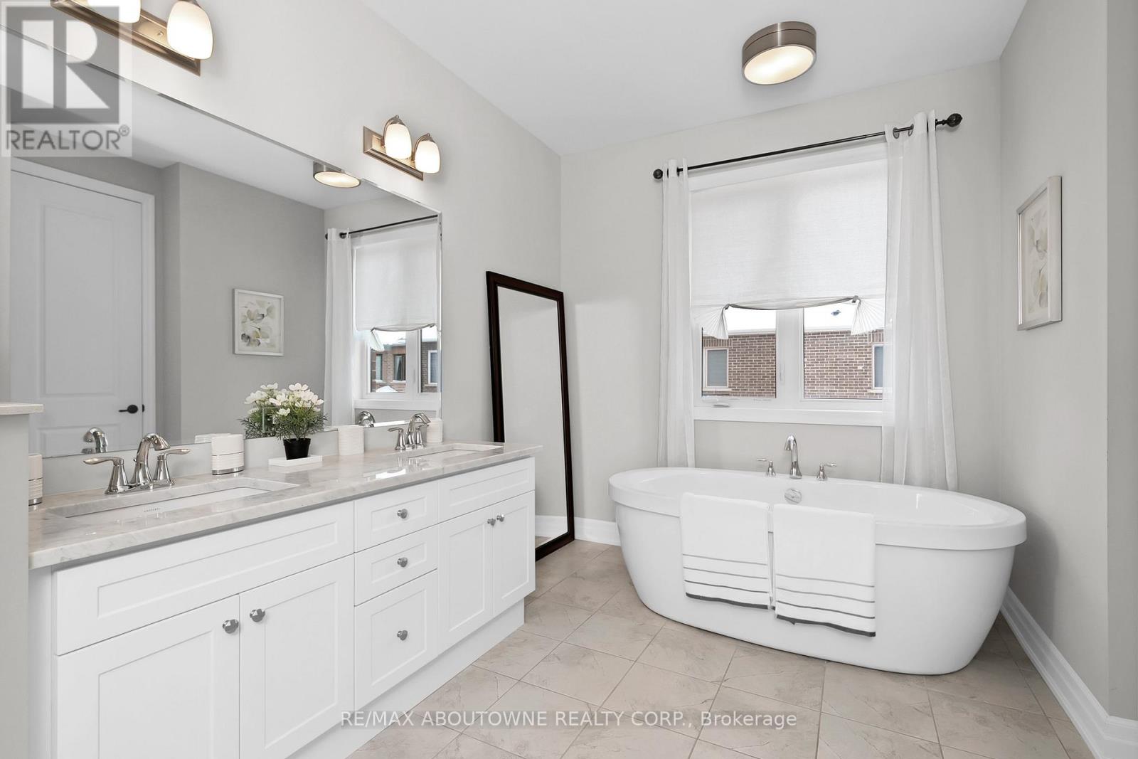 282 Bethpage Drive, Oakville, Ontario  L6M 5K9 - Photo 19 - W12801802