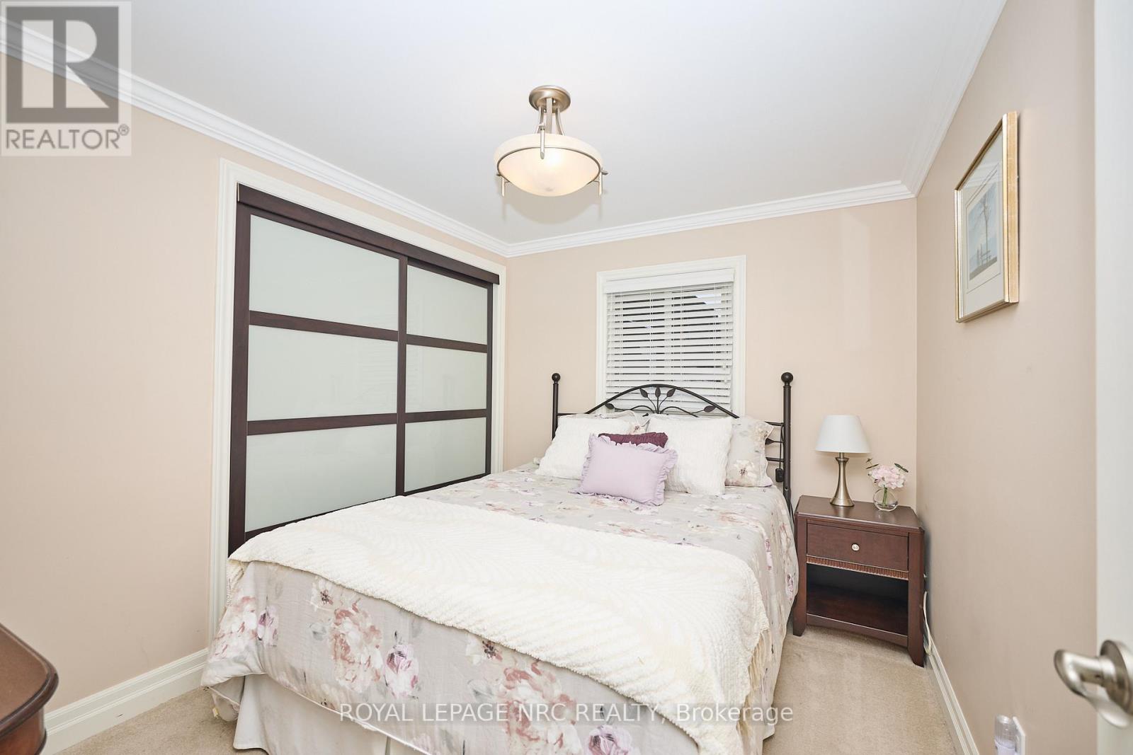 29 Westgate Park Drive, St. Catharines, Ontario  L2N 5W8 - Photo 13 - X12802038