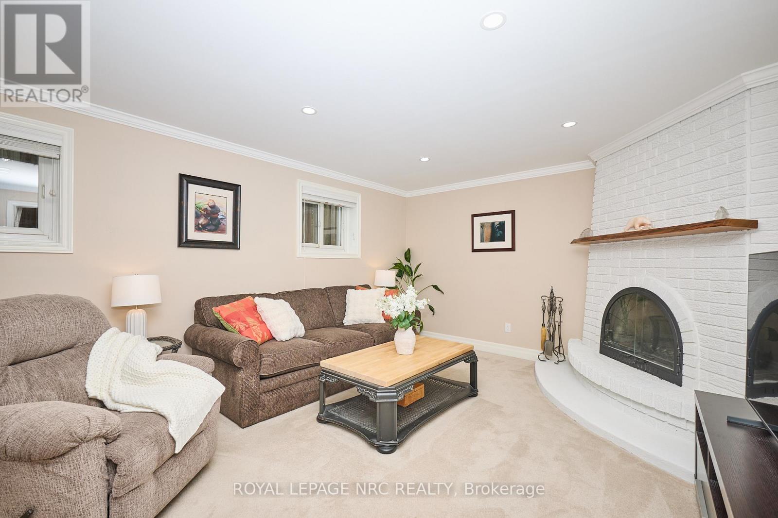 29 Westgate Park Drive, St. Catharines, Ontario  L2N 5W8 - Photo 16 - X12802038