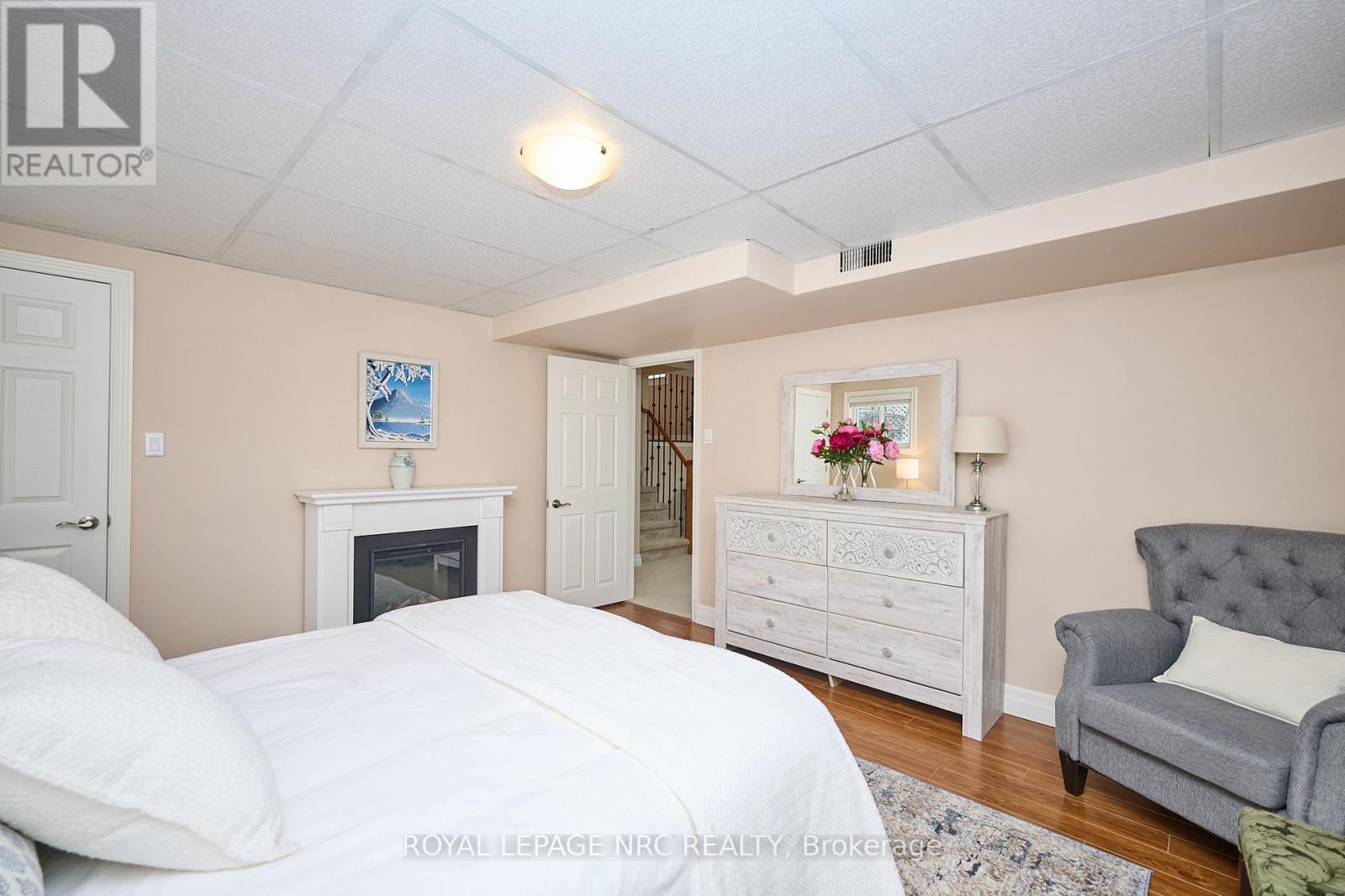 29 Westgate Park Drive, St. Catharines, Ontario  L2N 5W8 - Photo 19 - X12802038