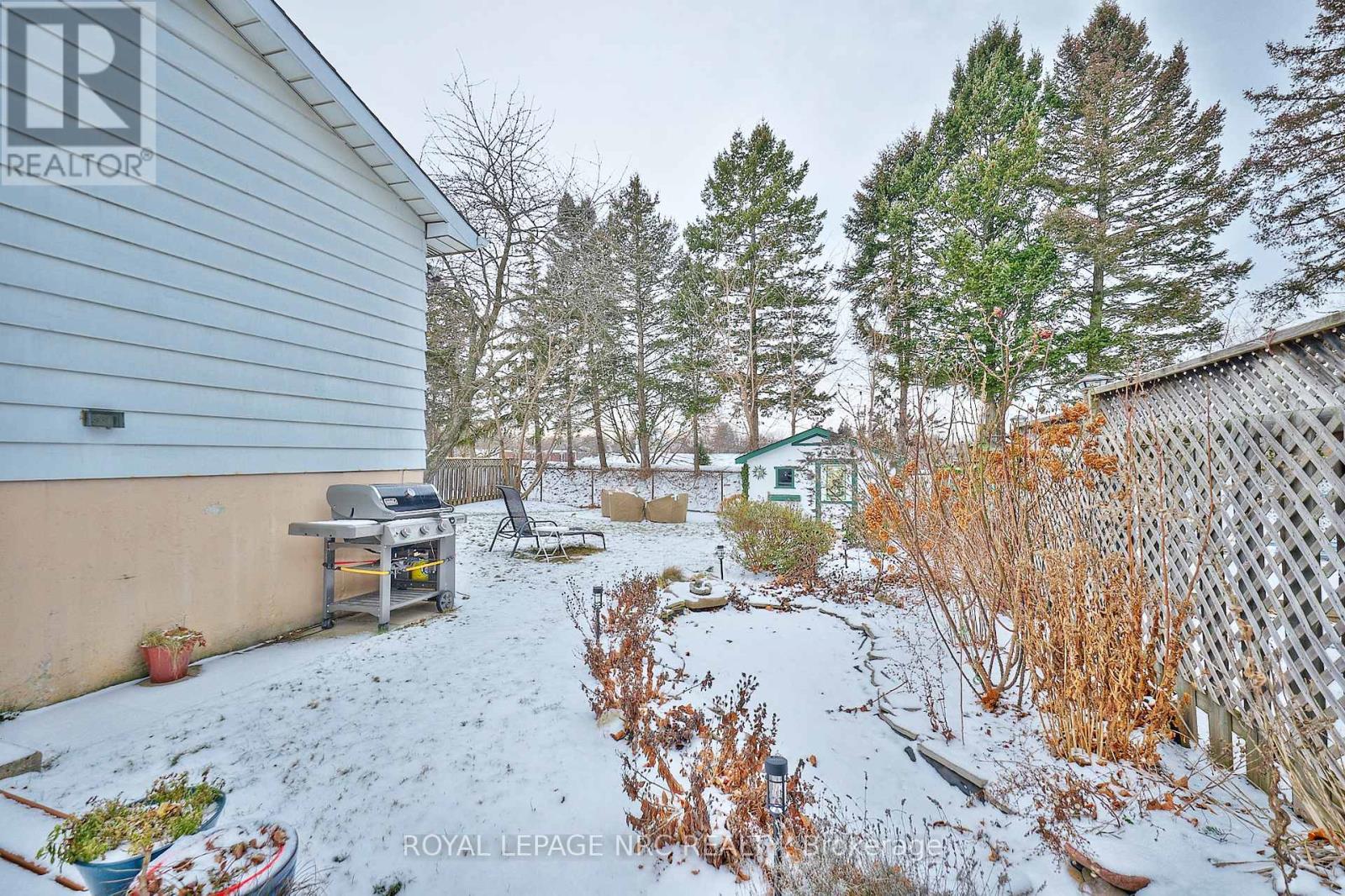 29 Westgate Park Drive, St. Catharines, Ontario  L2N 5W8 - Photo 24 - X12802038