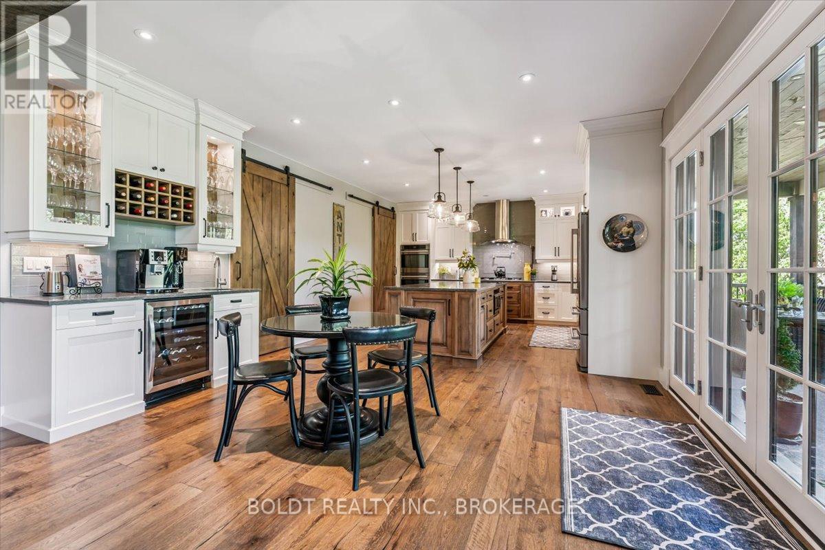 36 Philmori Boulevard, Pelham (Fonthill), Ontario  L0S 1E5 - Photo 14 - X12802040