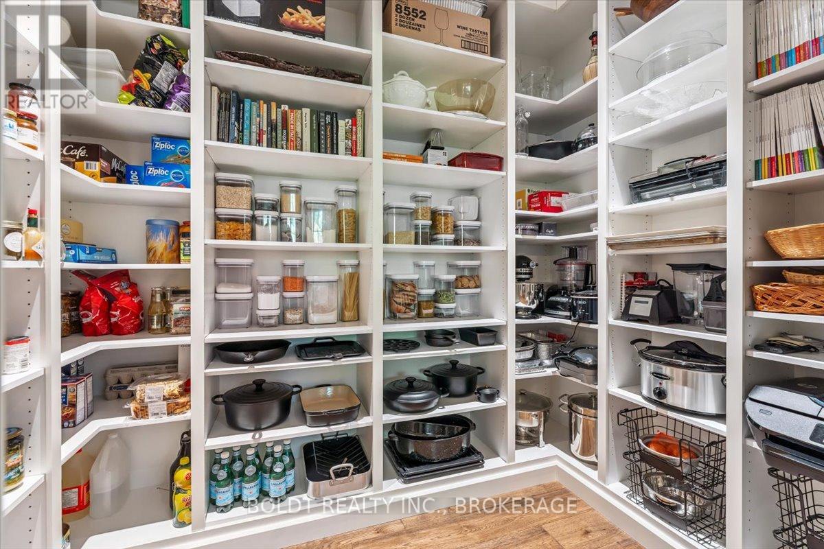 36 Philmori Boulevard, Pelham (Fonthill), Ontario  L0S 1E5 - Photo 19 - X12802040