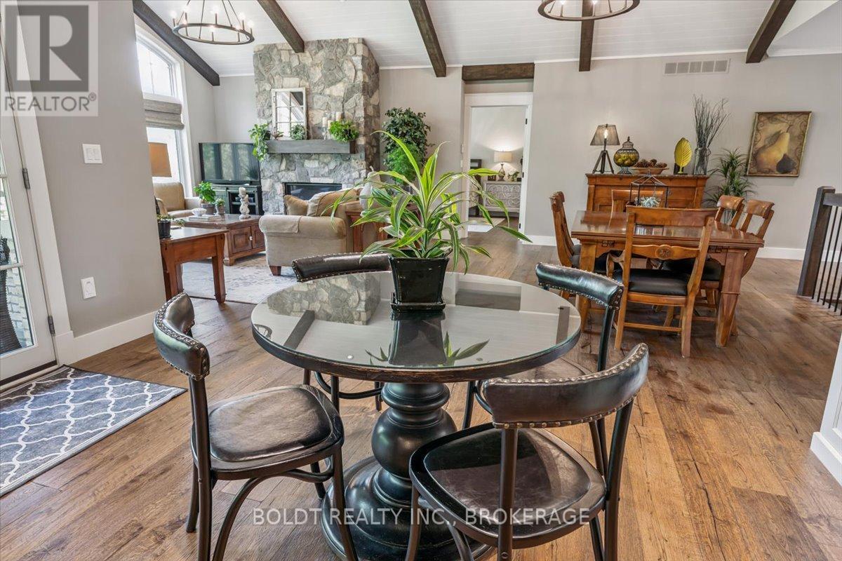 36 Philmori Boulevard, Pelham (Fonthill), Ontario  L0S 1E5 - Photo 20 - X12802040