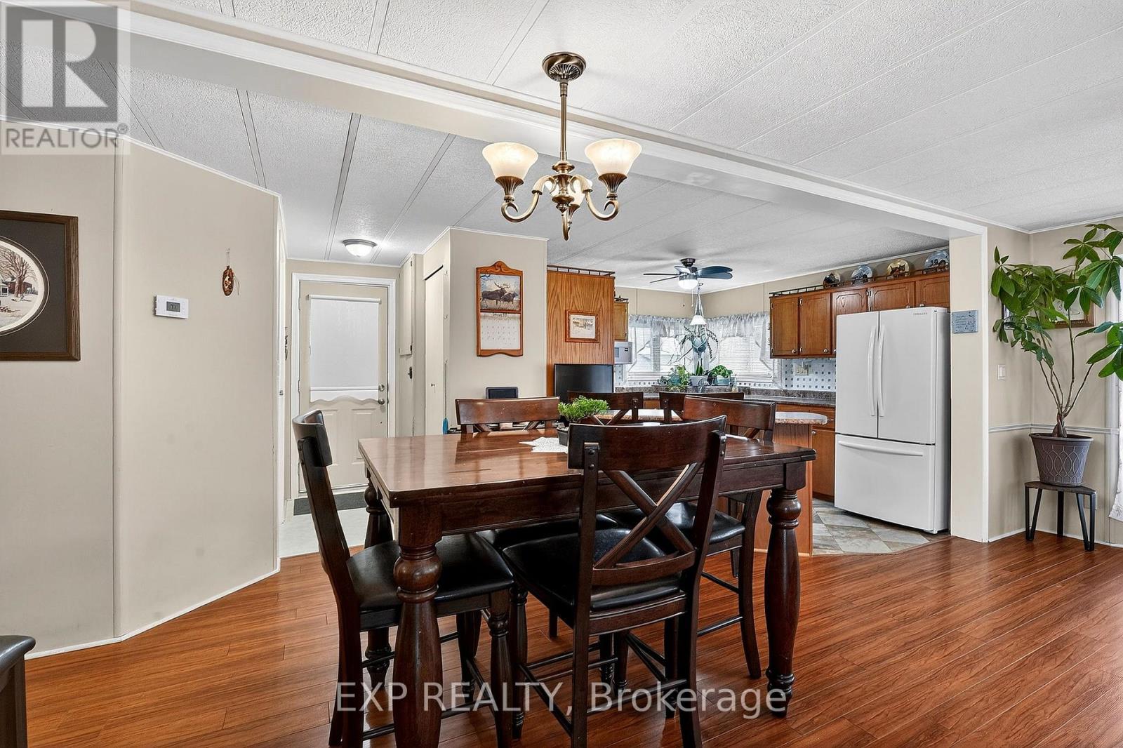 308 - 3033 Townline Road, Fort Erie (Black Creek), Ontario  L0S 1S0 - Photo 11 - X12802080