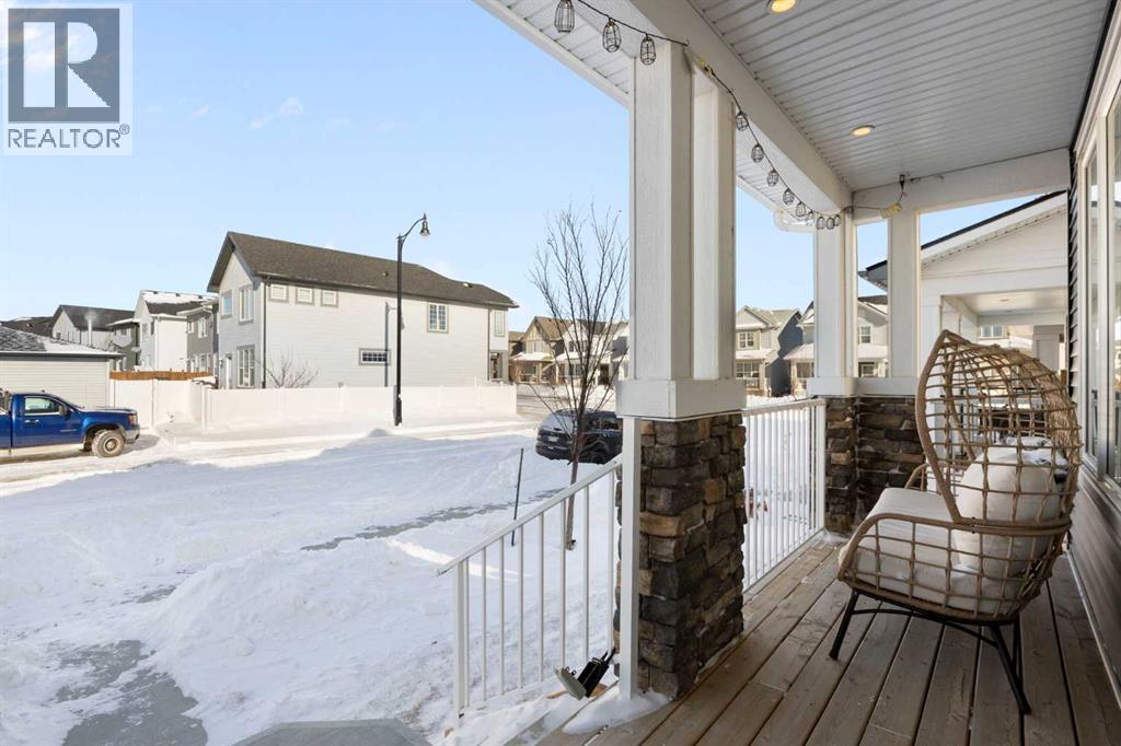 277 Ellen Way, Crossfield, Alberta  T0M 0S0 - Photo 4 - A2285671