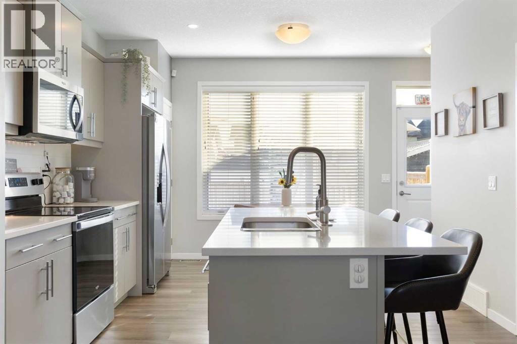 277 Ellen Way, Crossfield, Alberta  T0M 0S0 - Photo 9 - A2285671