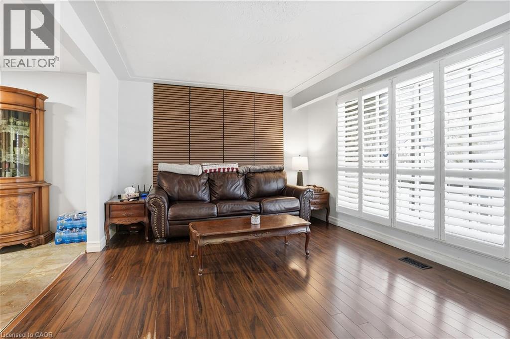 20 Amber Street, Brantford, Ontario  N3R 2V9 - Photo 3 - 40806262