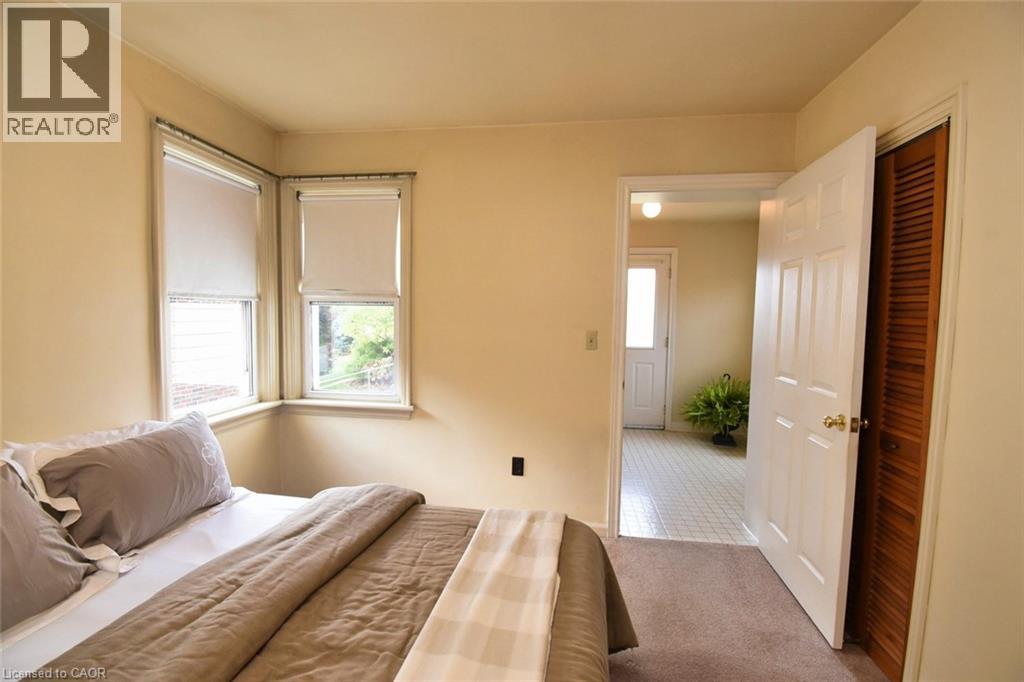 17 Concord Avenue, Dundas, Ontario  L9H 1R5 - Photo 11 - 40806192