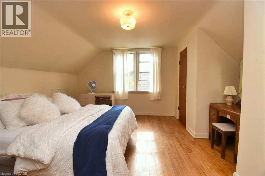 17 Concord Avenue, Dundas, Ontario  L9H 1R5 - Photo 14 - 40806192