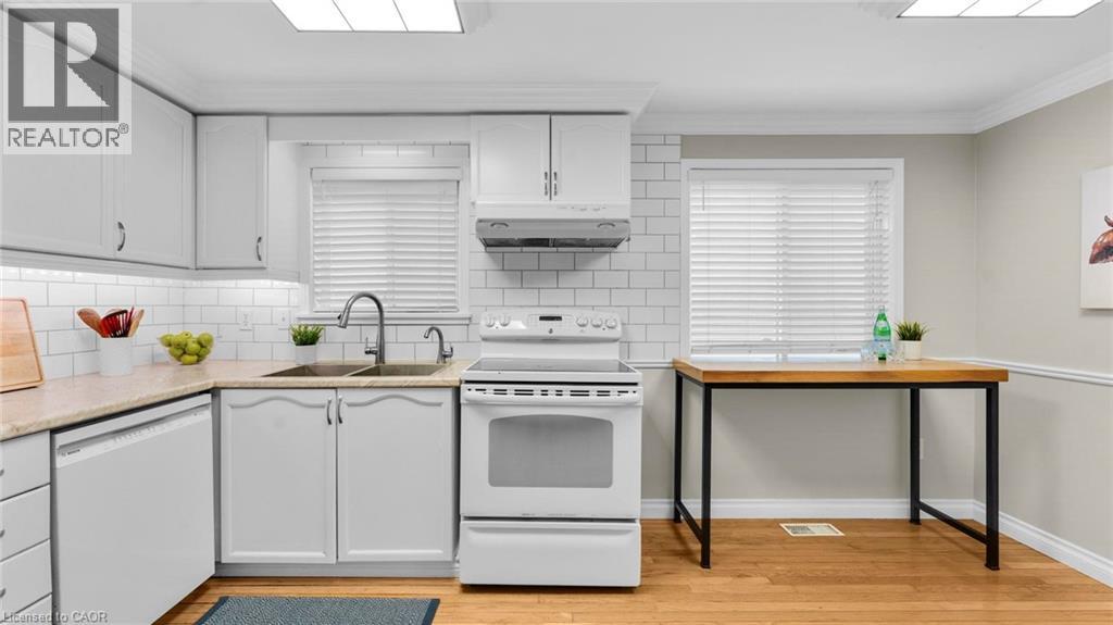 75 Dawn Ridge Drive, Kitchener, Ontario  N2N 3J4 - Photo 22 - 40805238