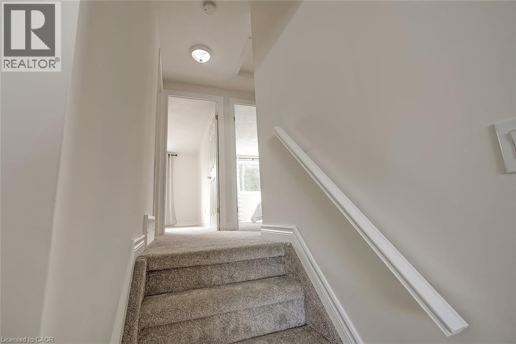 33 Gemini Drive, Hamilton, Ontario  L9C 6R5 - Photo 11 - 40804055