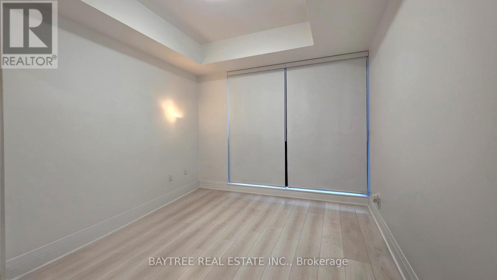 402 - 33 Frederick Todd Way, Toronto (Thorncliffe Park), Ontario  M4G 0C9 - Photo 18 - C12802082