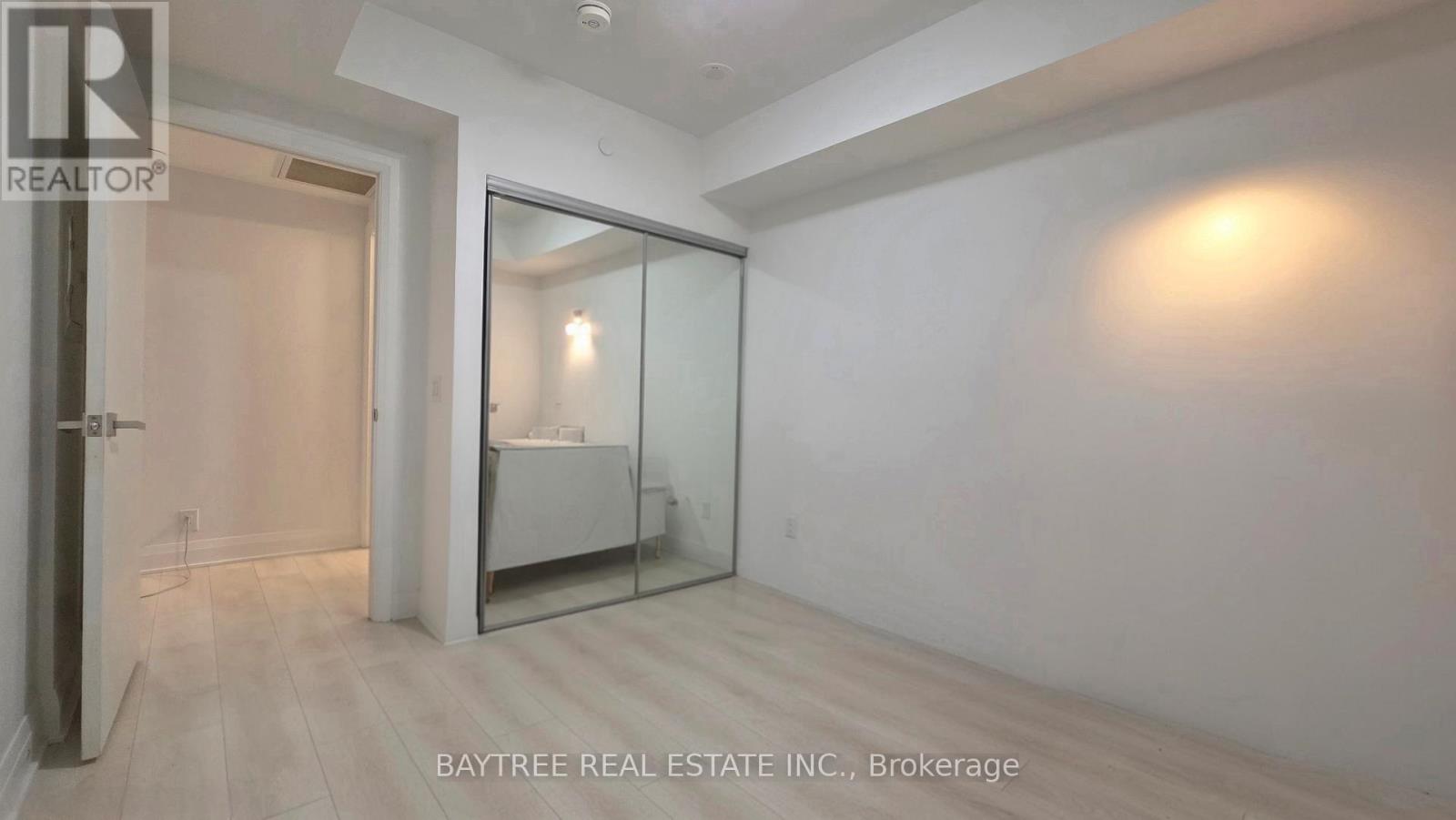 402 - 33 Frederick Todd Way, Toronto (Thorncliffe Park), Ontario  M4G 0C9 - Photo 20 - C12802082