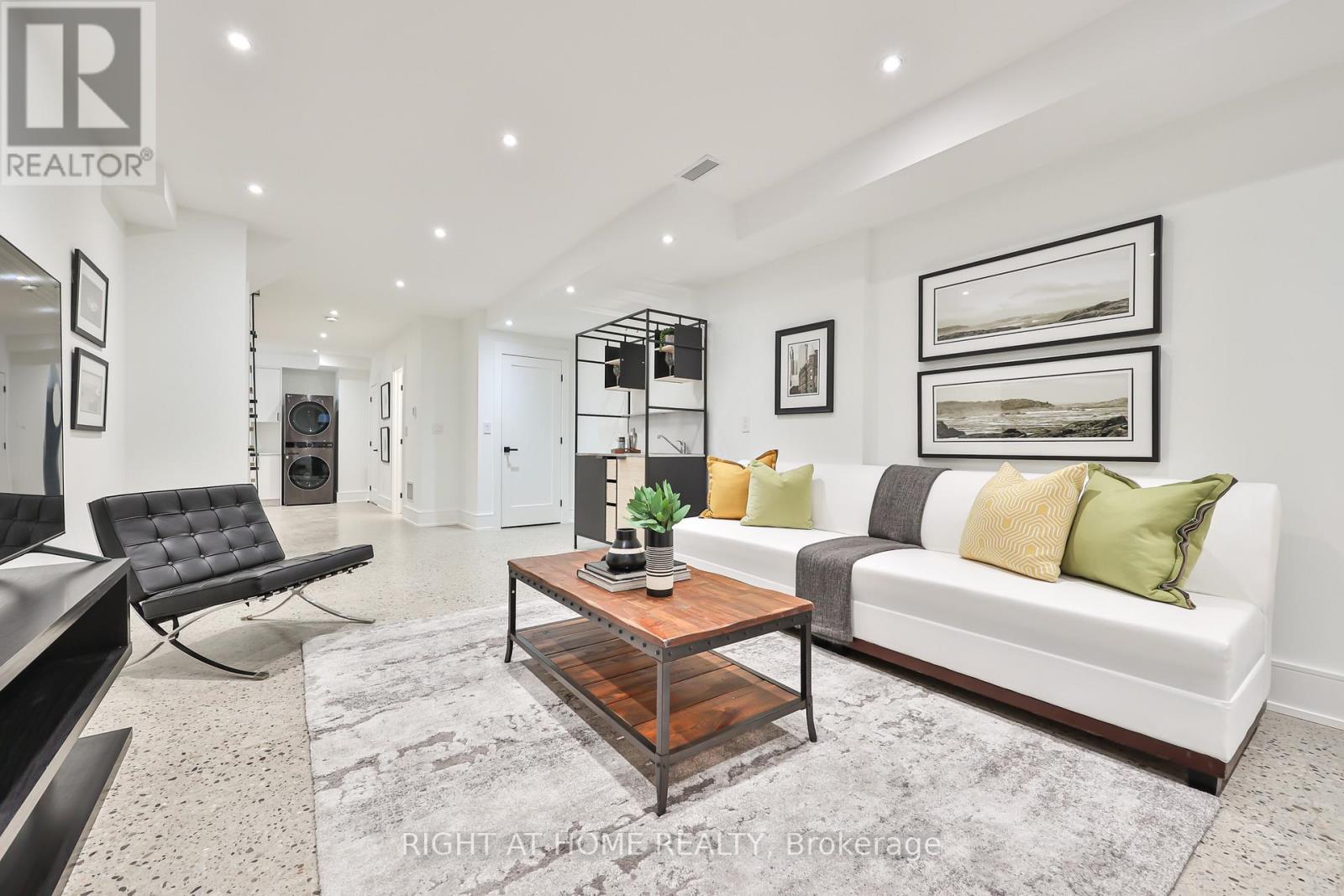 193 Winnett Avenue, Toronto (Humewood-Cedarvale), Ontario  M6C 3L8 - Photo 39 - C12802110