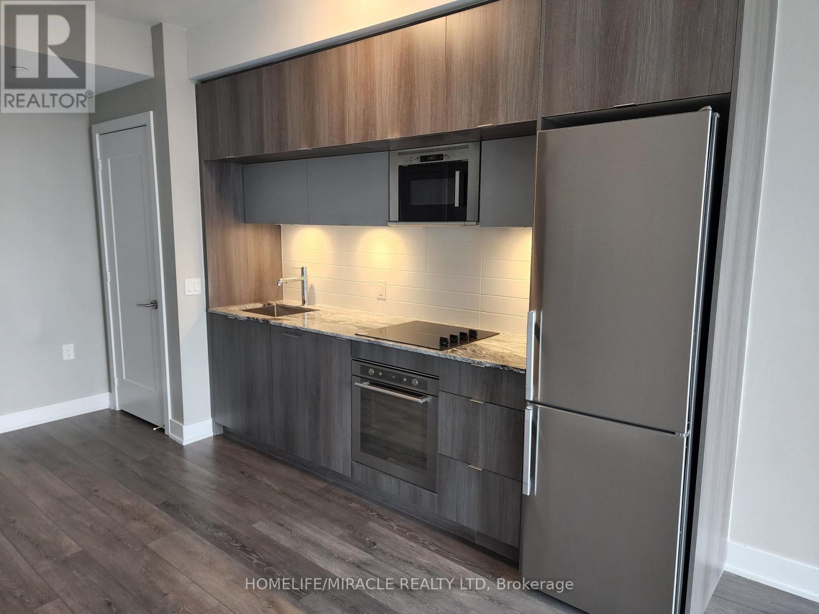 3321 - 585 Bloor Street E, Toronto, Ontario  M4W 0B3 - Photo 2 - C12802206