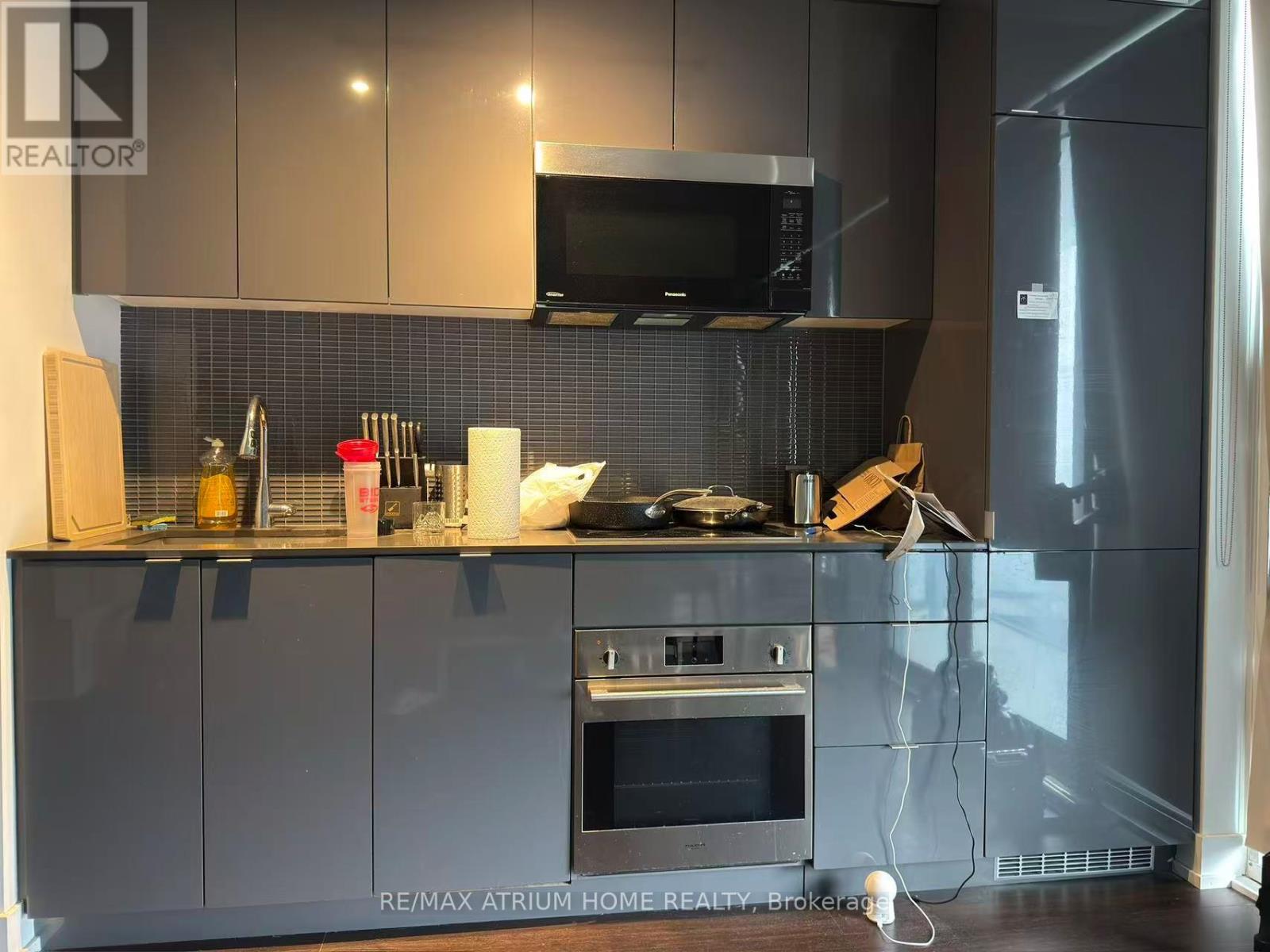 4102 - 7 Grenville St Street, Toronto, Ontario  M4Y 0E9 - Photo 5 - C12802234