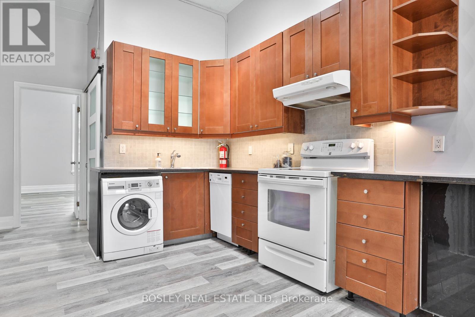 3rd Floor - 179 Queen Street E, Toronto (Moss Park), Ontario  M5A 1S2 - Photo 4 - C12802254