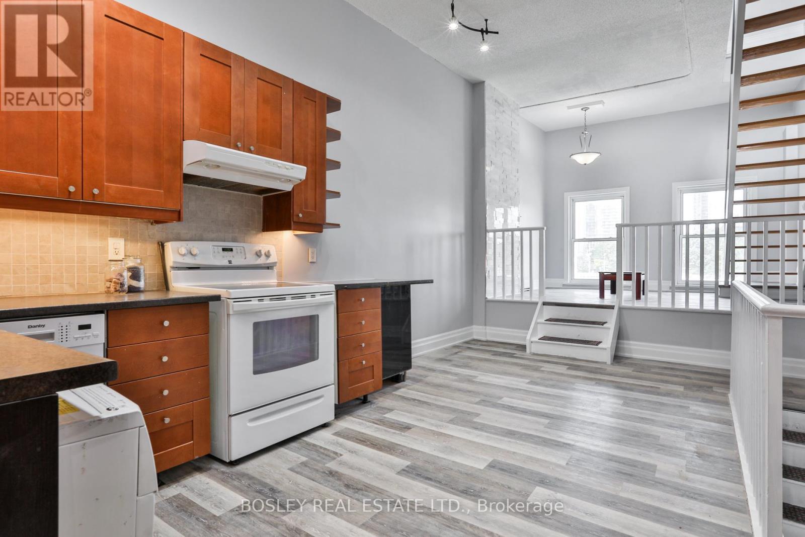 3rd Floor - 179 Queen Street E, Toronto (Moss Park), Ontario  M5A 1S2 - Photo 5 - C12802254