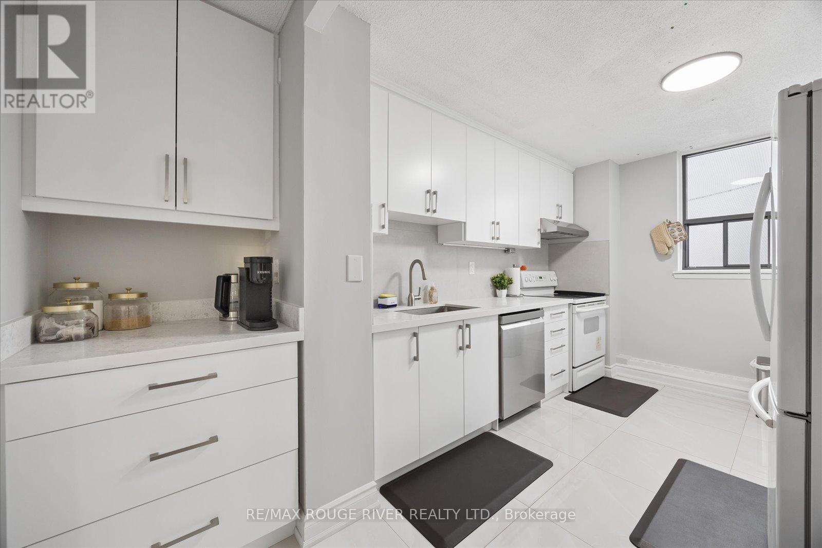 1504 - 100 Wingarden Court, Toronto (Malvern), Ontario  M1B 2P4 - Photo 11 - E12802006