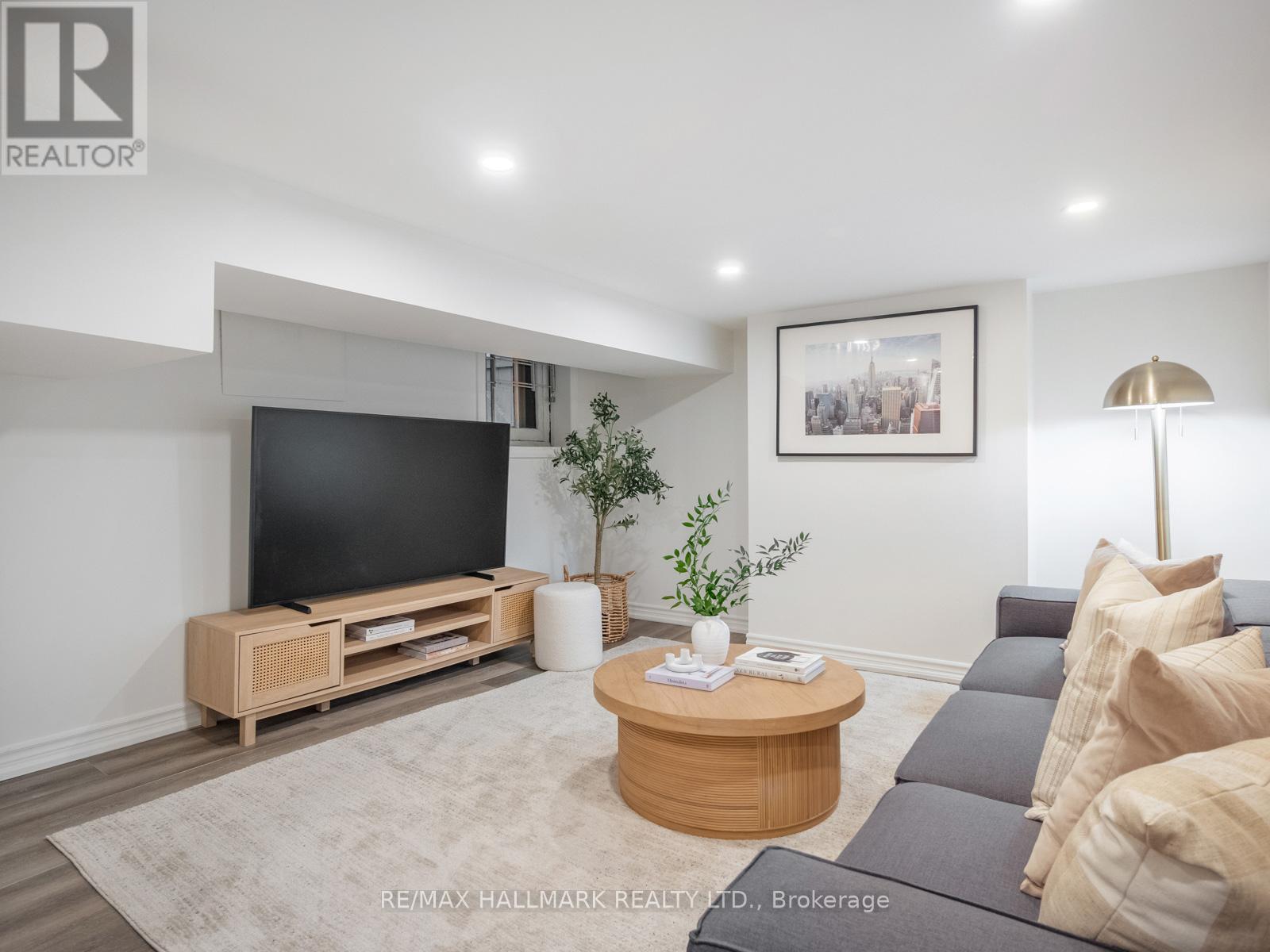 189a Booth Avenue, Toronto (South Riverdale), Ontario  M4M 2M5 - Photo 34 - E12802060