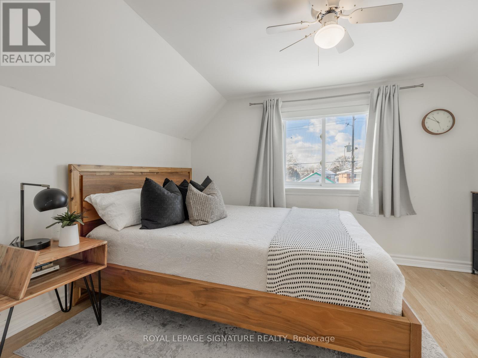 405 Pharmacy Avenue, Toronto (Clairlea-Birchmount), Ontario  M1L 3G5 - Photo 20 - E12802184