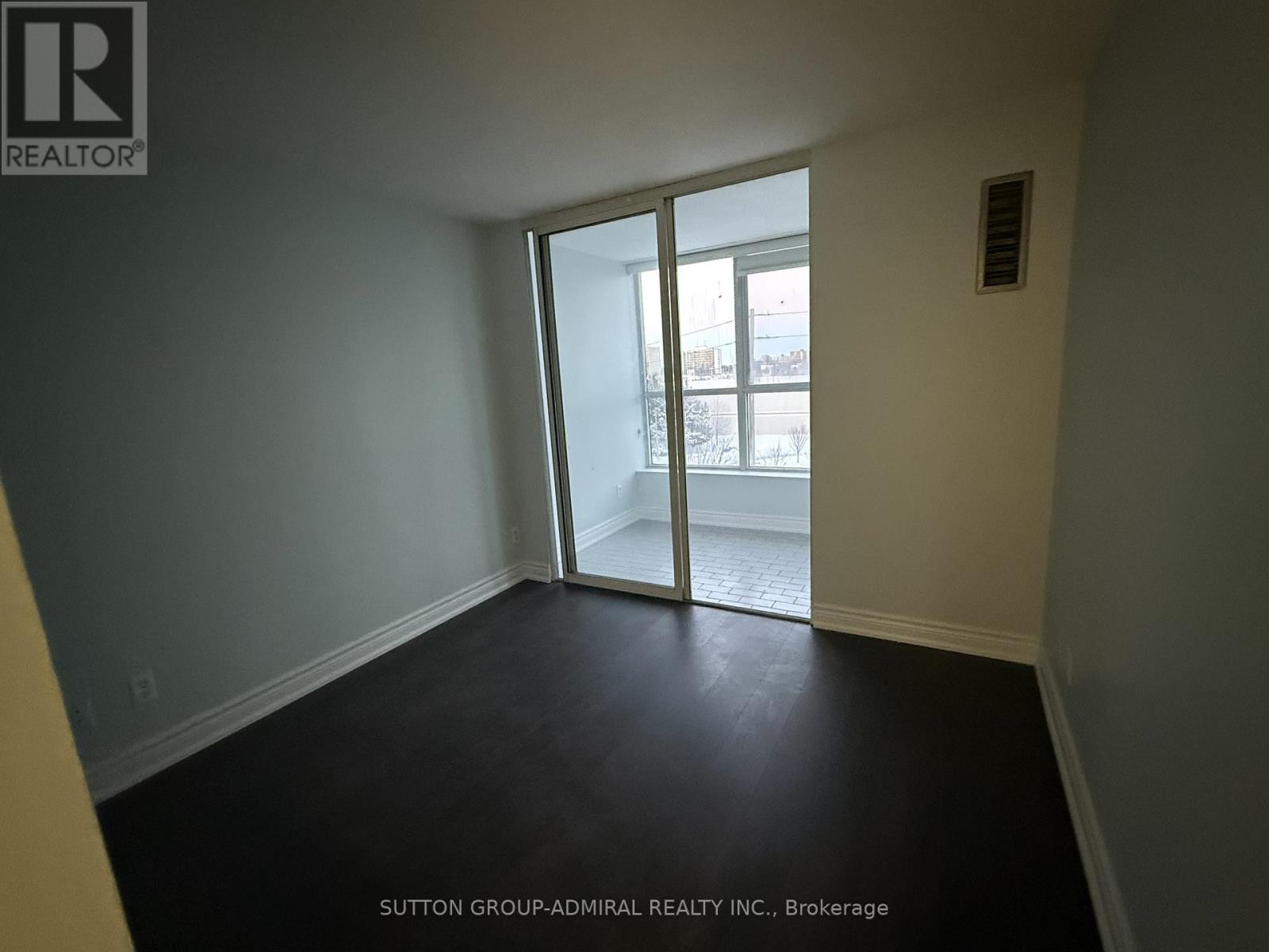 511 - 330 Mccowan Road, Toronto, Ontario  M1J 3N3 - Photo 7 - E12802210