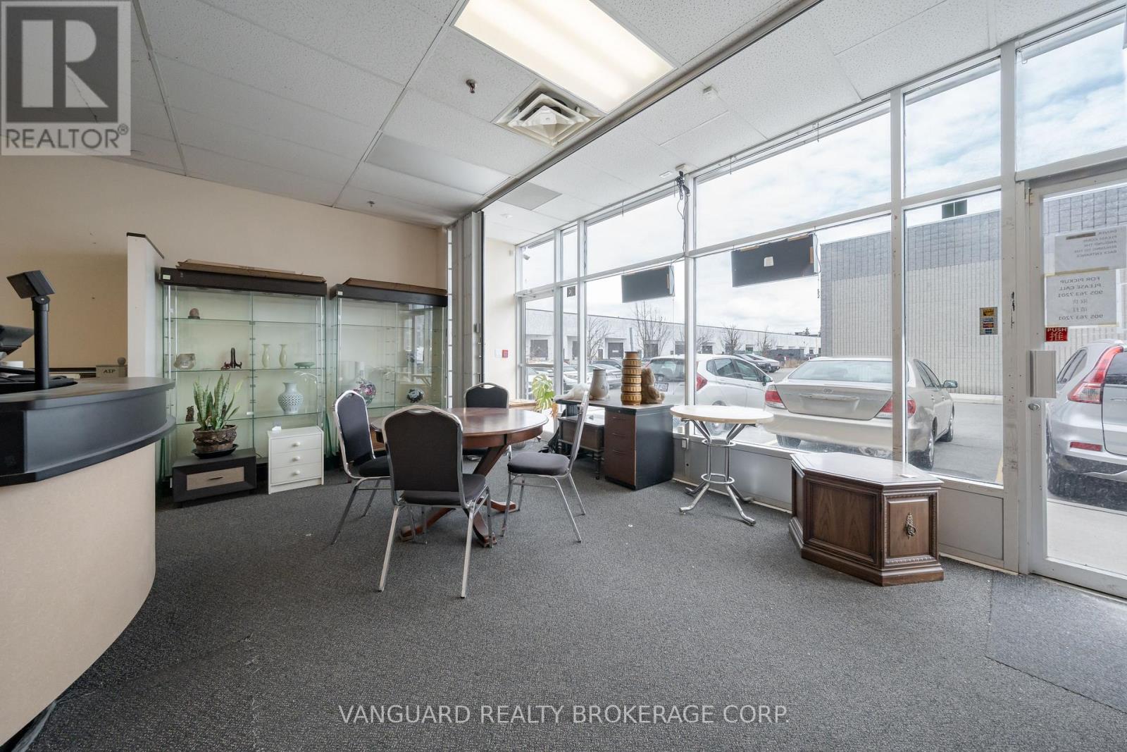 13, 15, L19 - 280 West Beaver Creek Road, Richmond Hill, Ontario  L4B 3Z1 - Photo 5 - N12801990