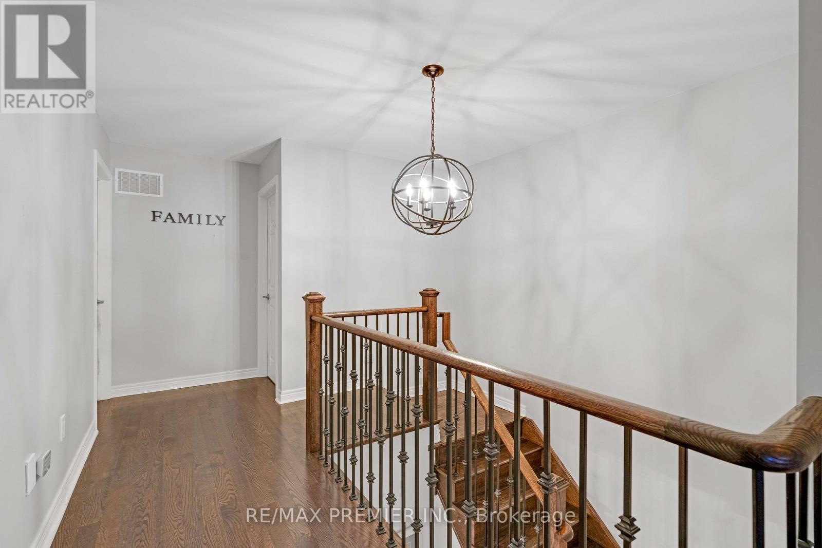 196 Aishford Road, Bradford West Gwillimbury (Bradford), Ontario  L3Z 0P4 - Photo 27 - N12802008