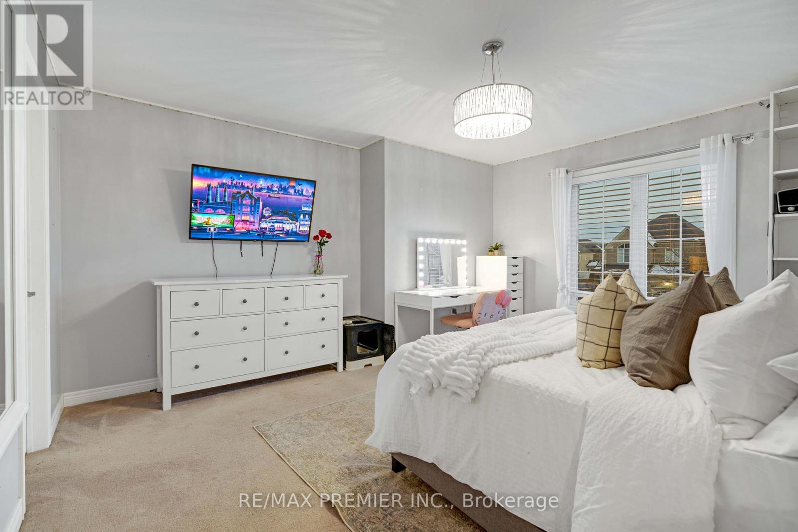 196 Aishford Road, Bradford West Gwillimbury (Bradford), Ontario  L3Z 0P4 - Photo 33 - N12802008