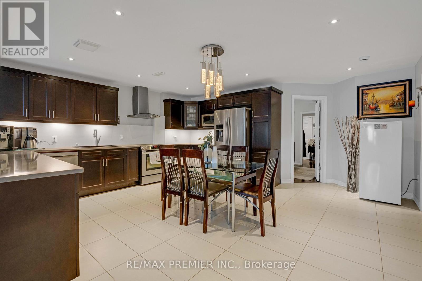 196 Aishford Road, Bradford West Gwillimbury (Bradford), Ontario  L3Z 0P4 - Photo 38 - N12802008