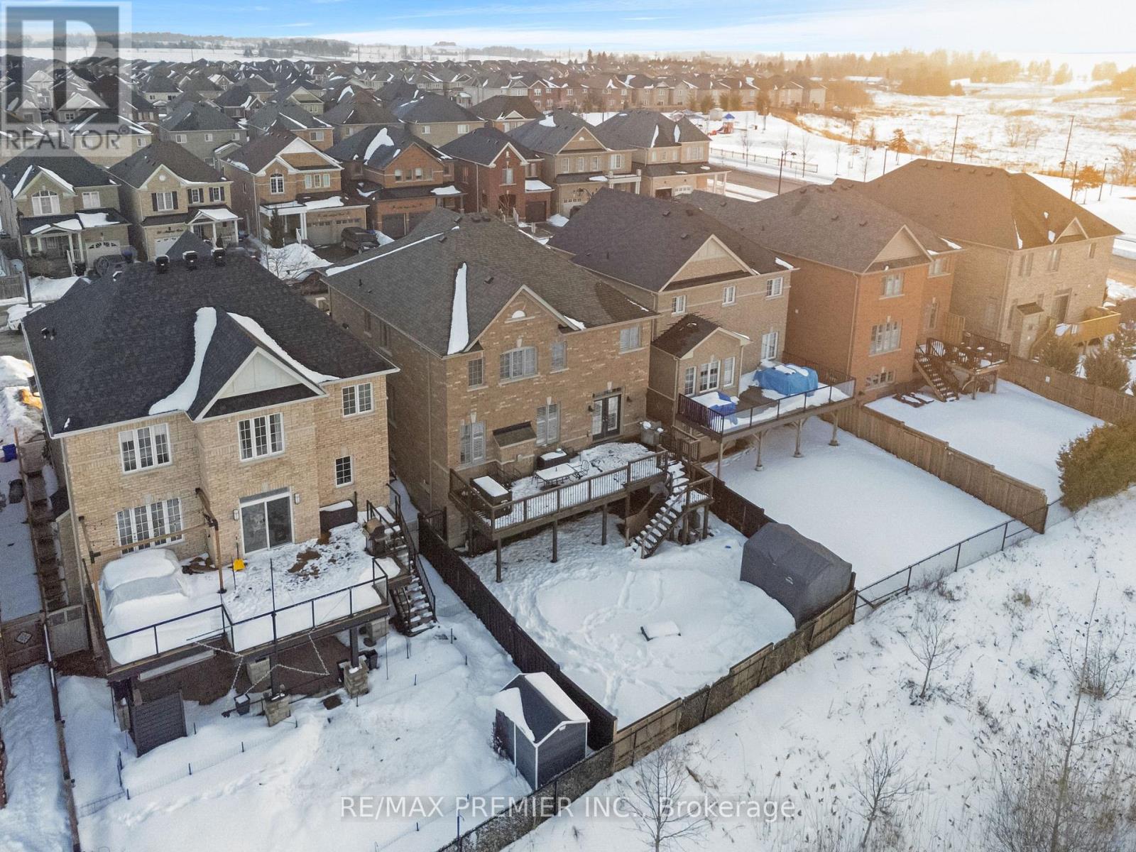 196 Aishford Road, Bradford West Gwillimbury (Bradford), Ontario  L3Z 0P4 - Photo 46 - N12802008