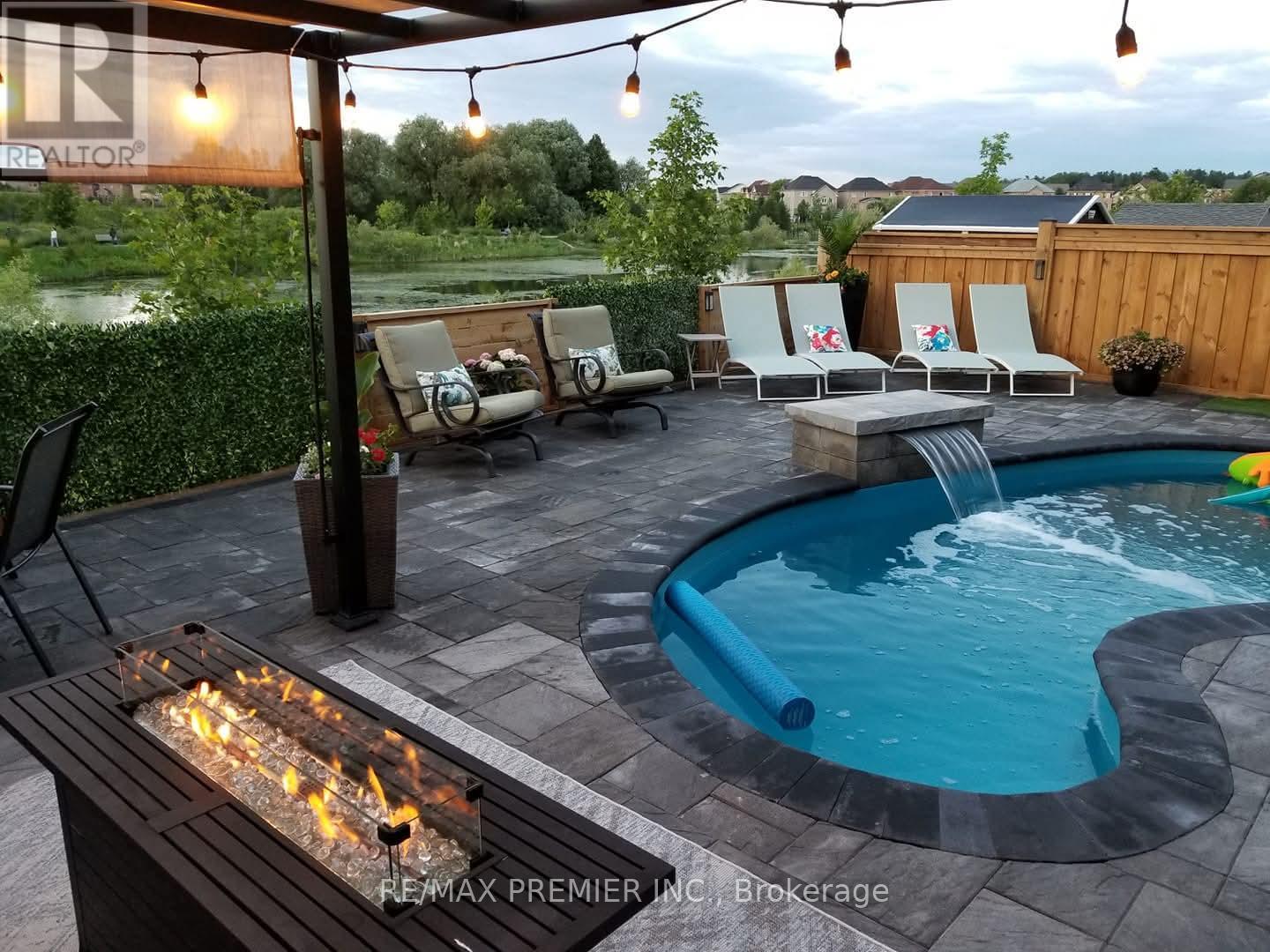 196 Aishford Road, Bradford West Gwillimbury (Bradford), Ontario  L3Z 0P4 - Photo 47 - N12802008