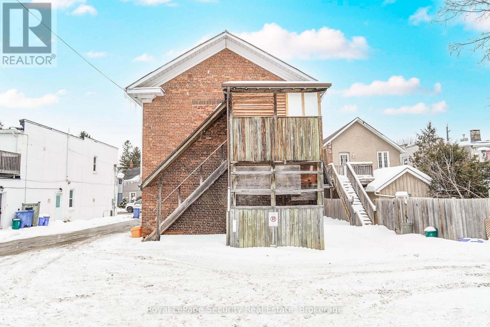 272 Main Street, King (Schomberg), Ontario  L0G 1T0 - Photo 3 - N12802028