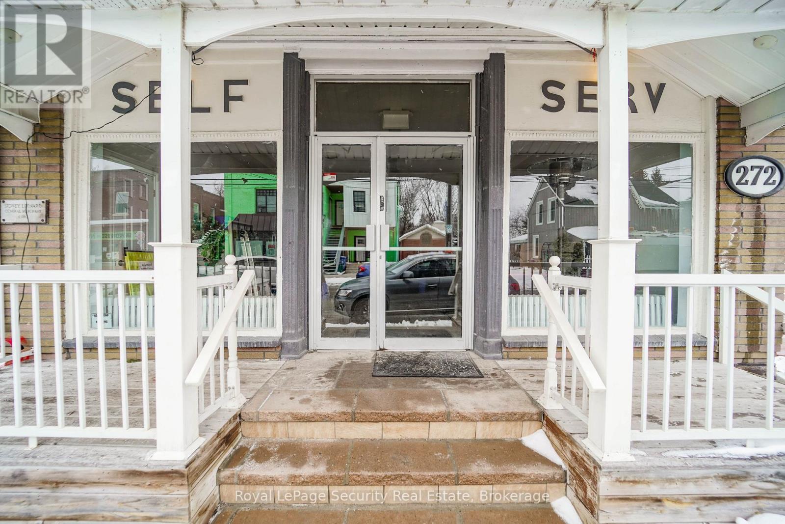 272 Main Street, King (Schomberg), Ontario  L0G 1T0 - Photo 4 - N12802028