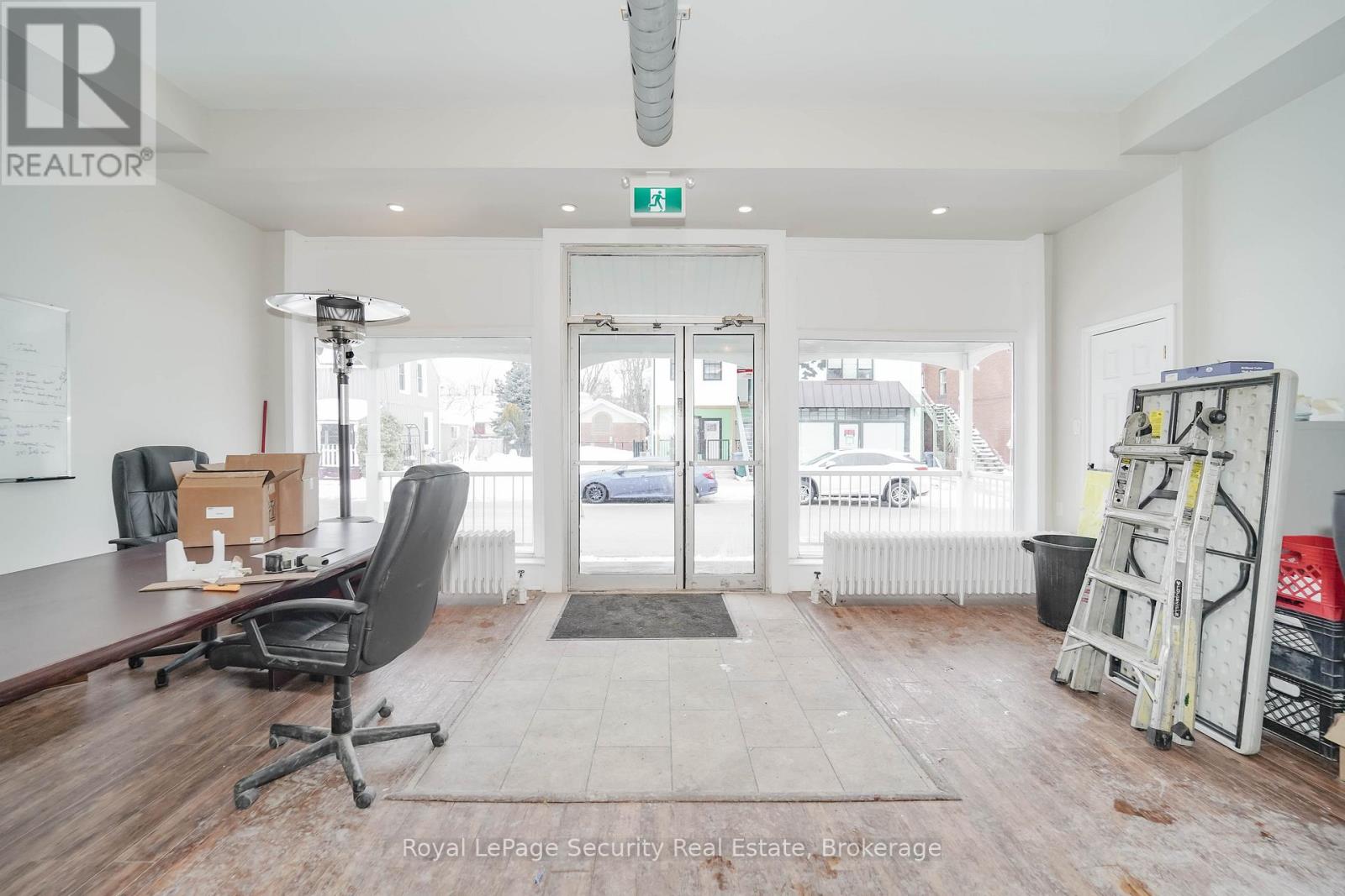 272 Main Street, King (Schomberg), Ontario  L0G 1T0 - Photo 5 - N12802028