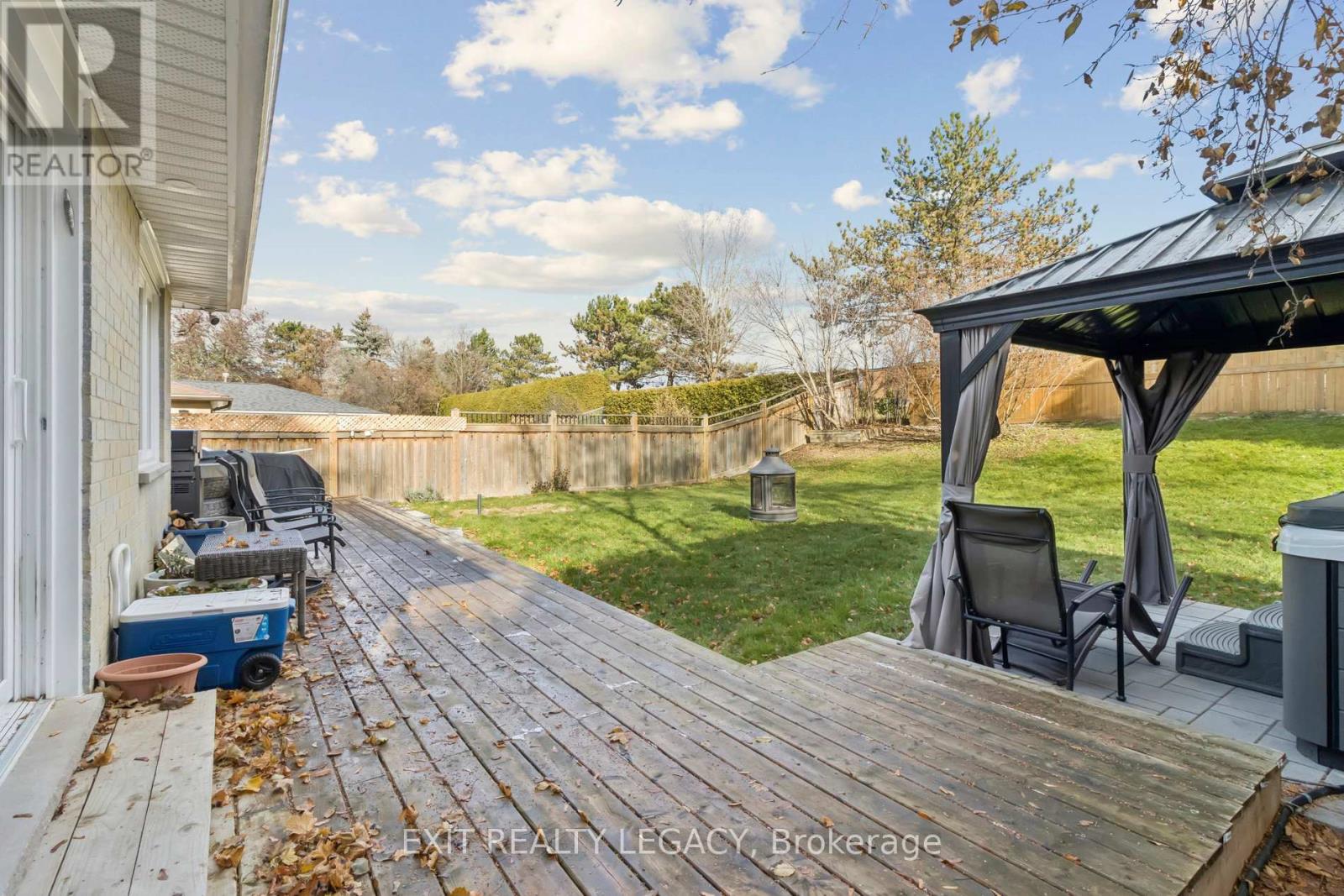 4 Oak Court, Aurora (Aurora Village), Ontario  L4G 3J6 - Photo 44 - N12802058