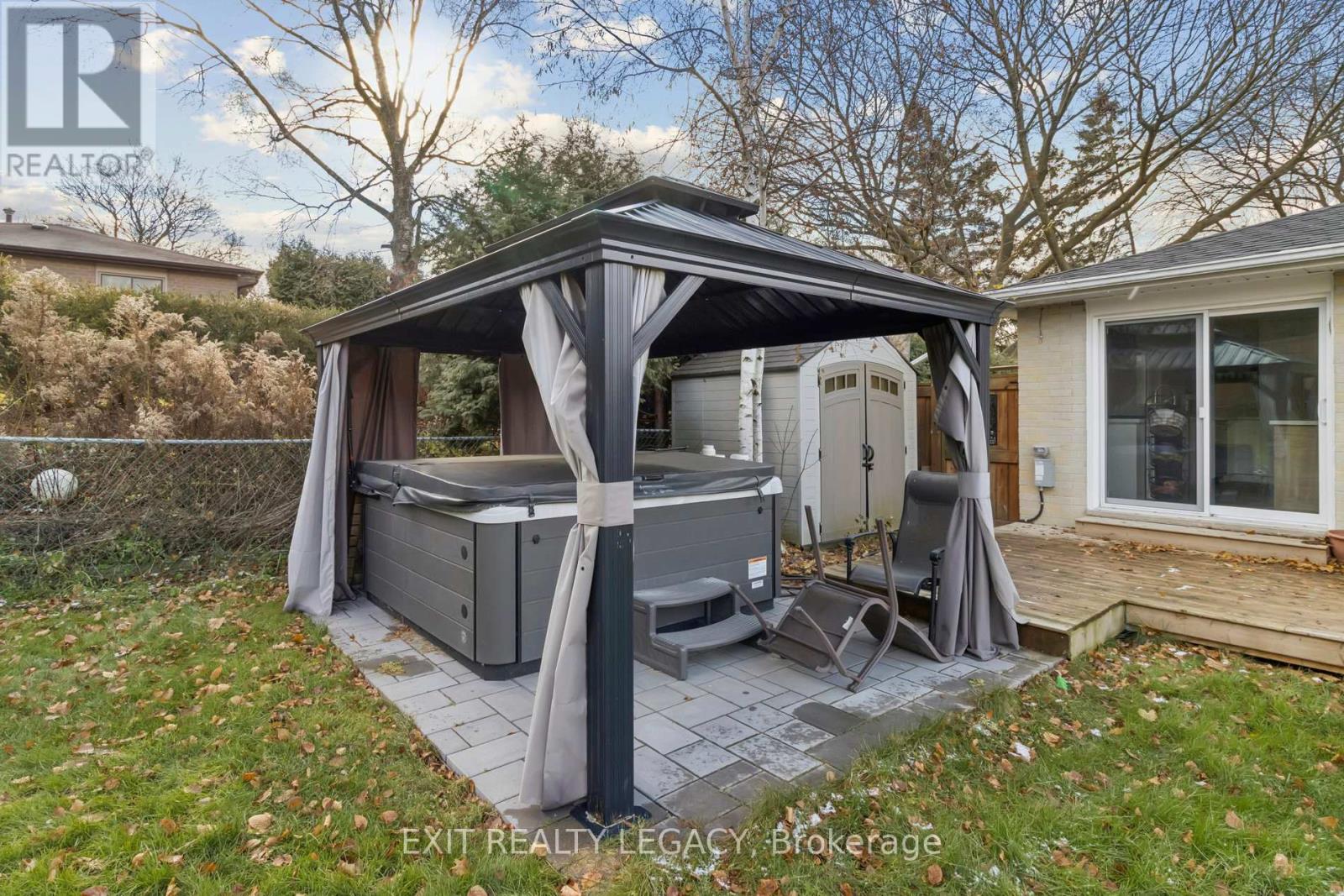 4 Oak Court, Aurora (Aurora Village), Ontario  L4G 3J6 - Photo 45 - N12802058