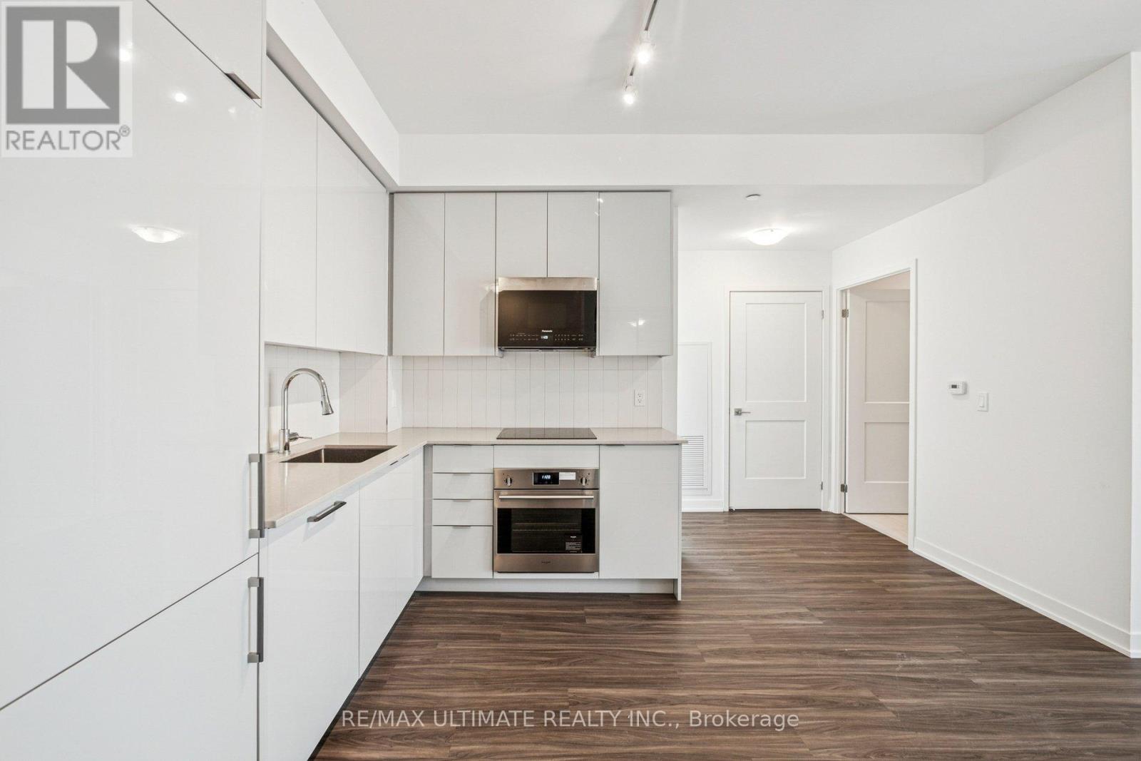 723 - 498 Caldari Road, Vaughan, Ontario  L4K 0R6 - Photo 3 - N12802186