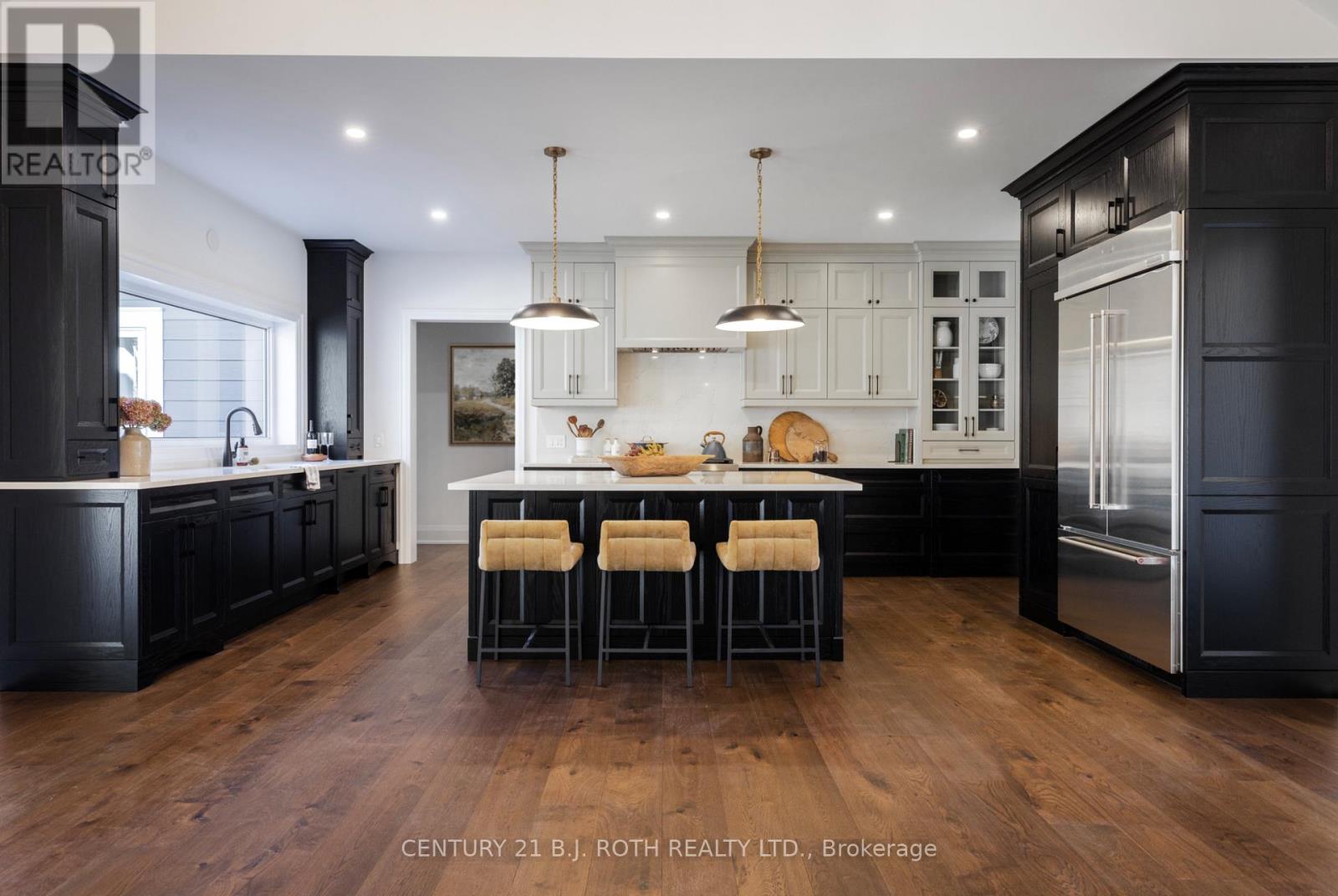 66 Thoroughbred Drive, Oro-Medonte, Ontario  L0K 1E0 - Photo 8 - S12802108