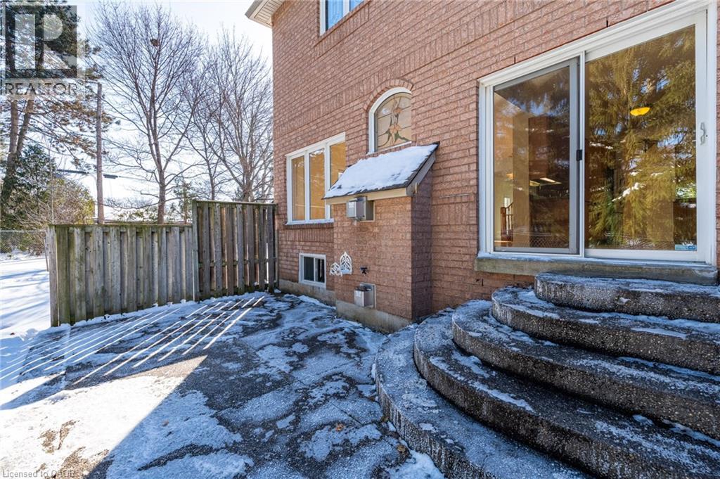 1050 Grand Boulevard Unit# 16, Oakville, Ontario  L6H 2S5 - Photo 39 - 40802866