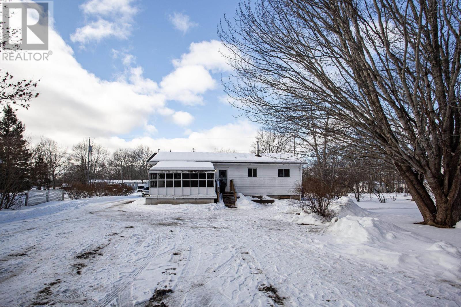 18 Baxter Avenue, Nictaux, Nova Scotia  B0S 1P0 - Photo 9 - 202603046