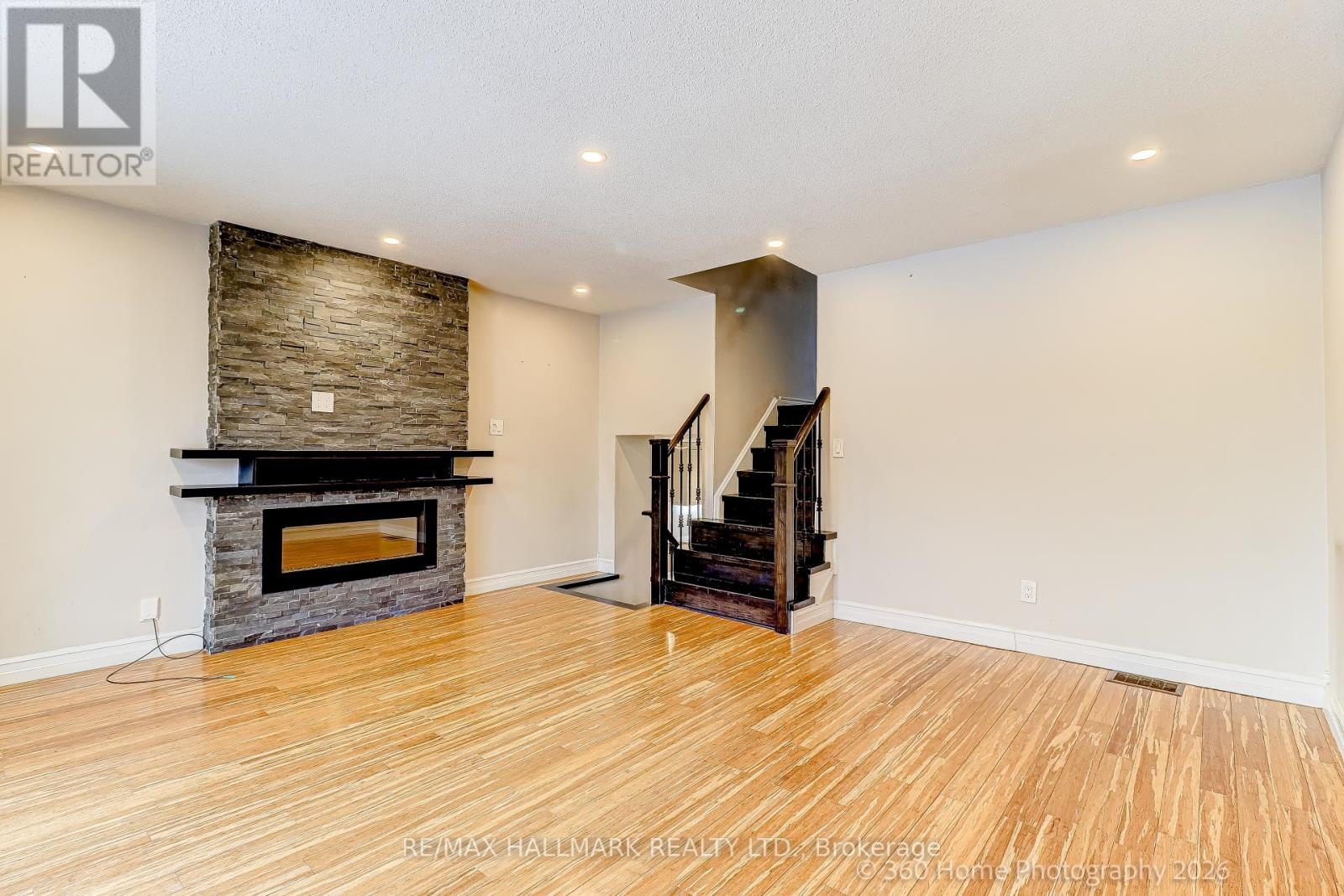 4 Simmons Boulevard, Brampton, Ontario  L6V 3V5 - Photo 8 - W12782718