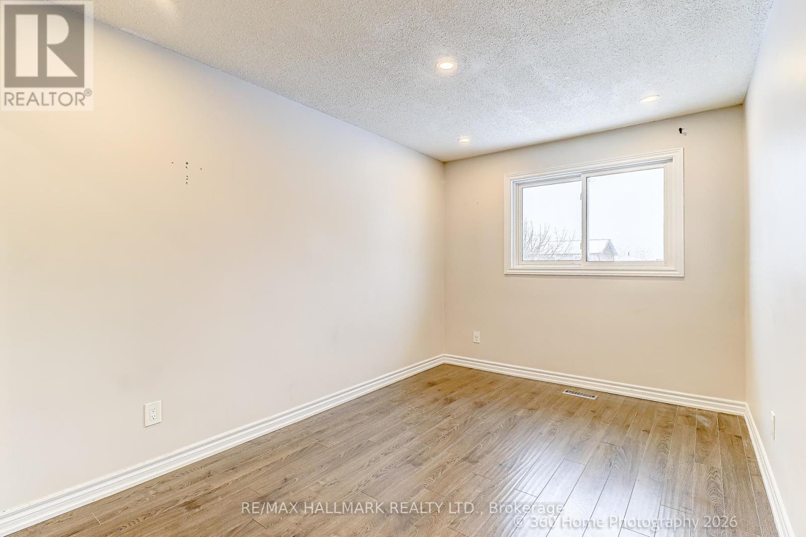 4 Simmons Boulevard, Brampton, Ontario  L6V 3V5 - Photo 11 - W12782718