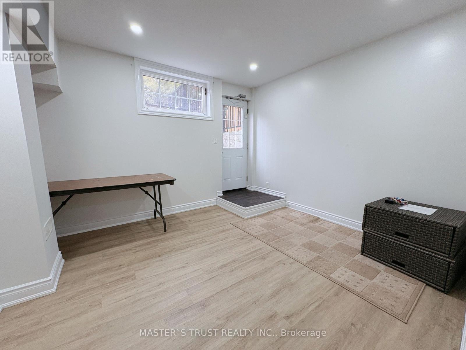 Bsmt - 2247 Grouse Lane, Oakville (Wt West Oak Trails), Ontario  L6M 3Z8 - Photo 3 - W12802042