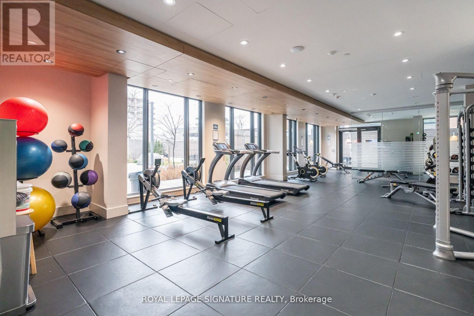 207 - 21 Park Street E, Mississauga (Port Credit), Ontario  L5G 0C2 - Photo 20 - W12802100