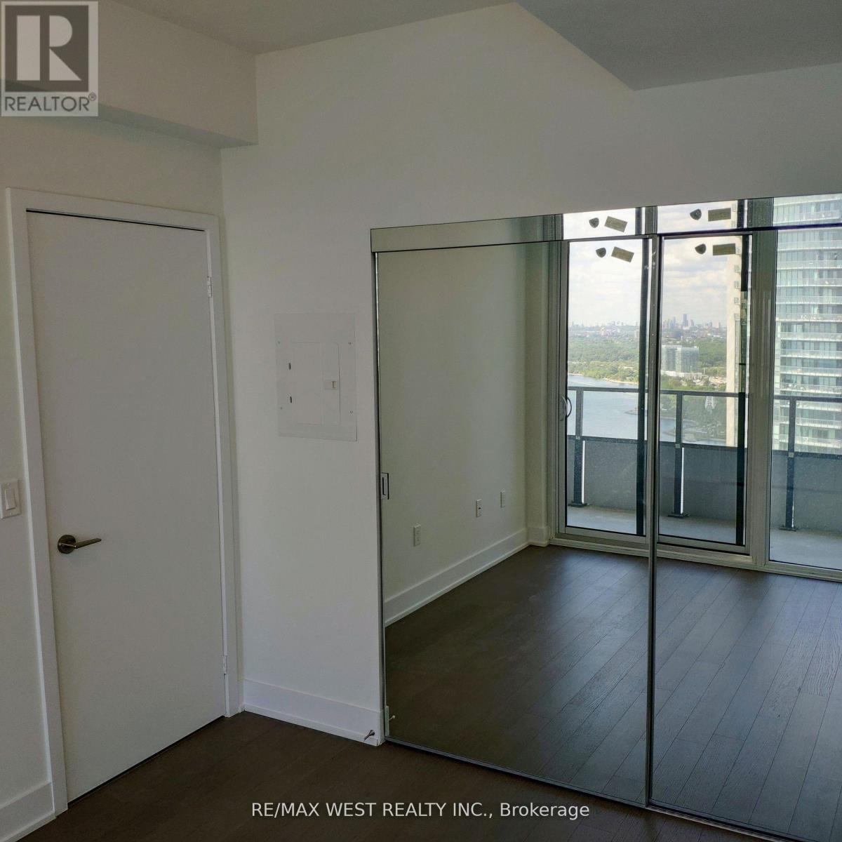 3005 - 20 Shore Breeze Drive, Toronto (Mimico), Ontario  M8V 0C7 - Photo 6 - W12802130