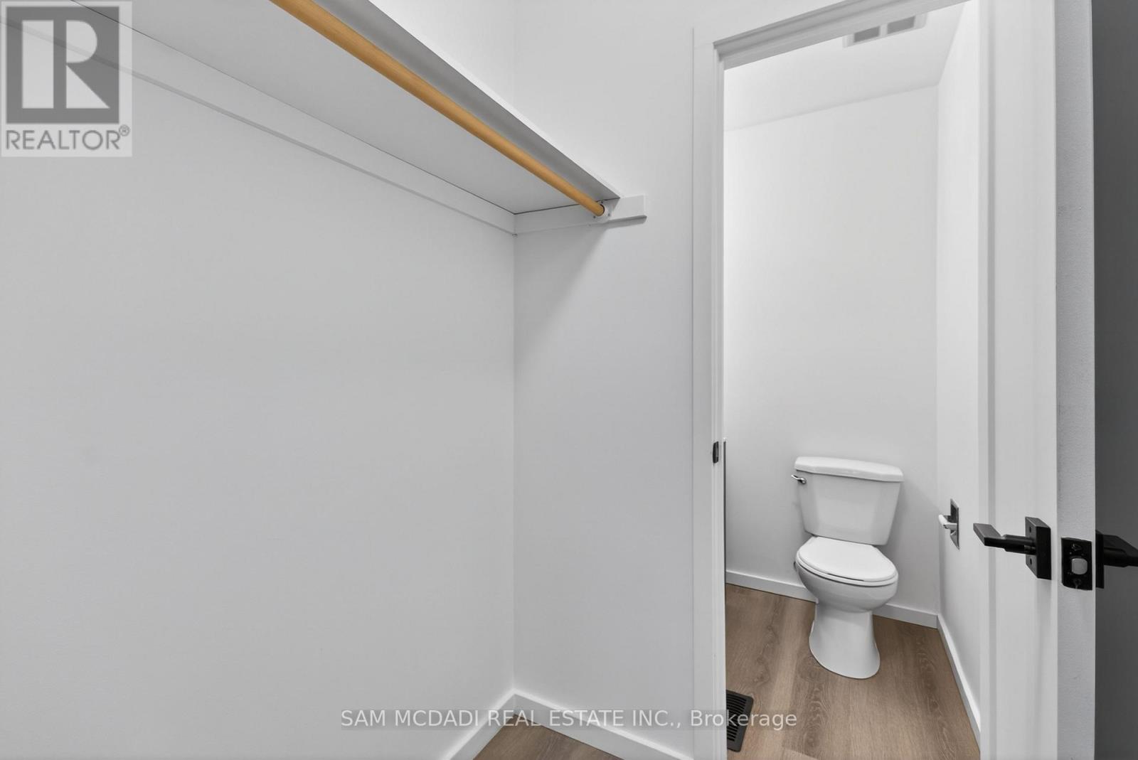 43 - 2120 Rathburn Road E, Mississauga, Ontario  L4W 2S8 - Photo 14 - W12802162