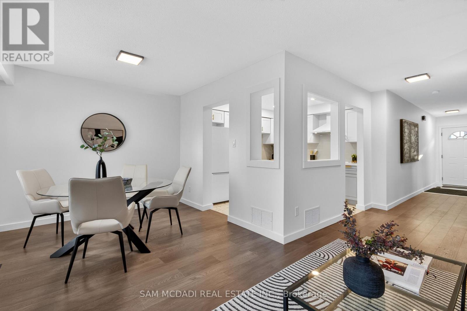 43 - 2120 Rathburn Road E, Mississauga, Ontario  L4W 2S8 - Photo 6 - W12802162